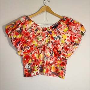 Marc New York Andrew Marc Floral Puff Short Sleeve Crop Top Size L cottagecore